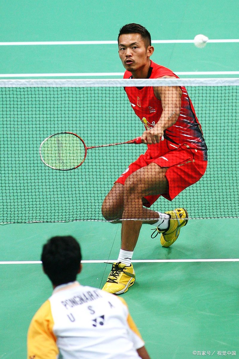 内马尔派对女郎：别骂我了，我只是做自己的工作而已，没想当正宫.