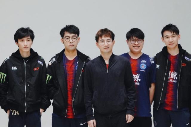 仅仅是一场 仅仅是一场