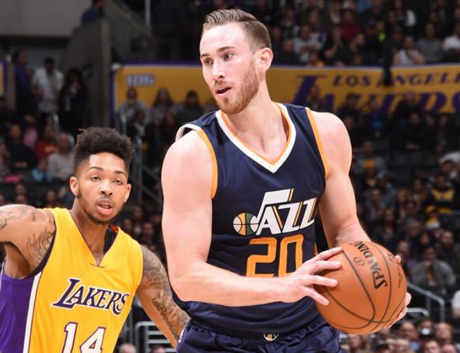 这一反差也 这一反差也