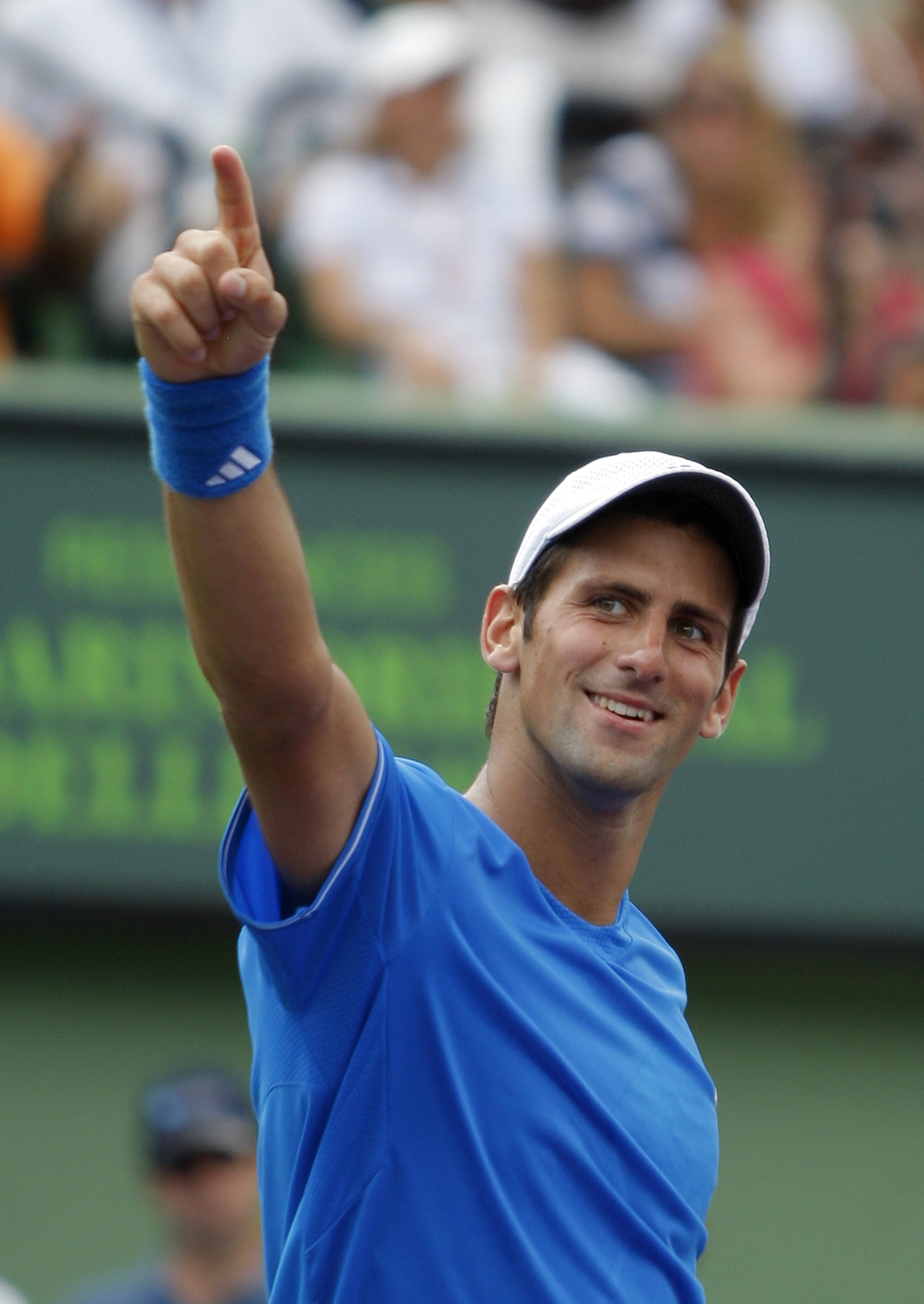 中承担着越 中承担着越