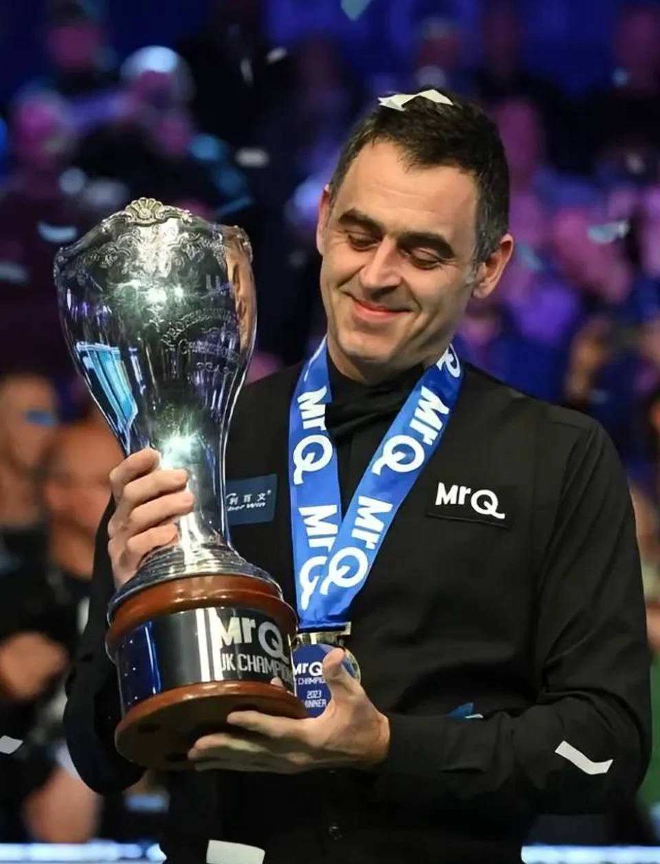 赛席位的迈 赛席位的迈